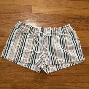 Roxy Shorts Women’s Size M White Pink Orange Oceanside Striped Beachy Shorts